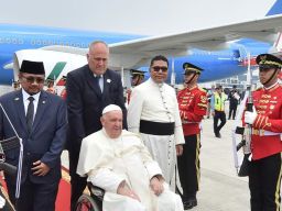 Paus Fransiskus Dijadwalkan Pimpin Misa Akbar di GBK, Disiarkan Langsung untuk Umat Katolik