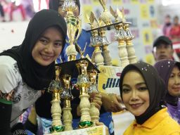 Tim Persit KCK Pangdam V Brawijaya Raih Juara di Laga Bola Voli Dharma Pertiwi E