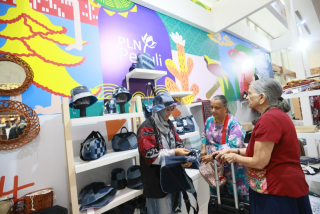 Transaksi tembus Rp 1milliar booth UMKM PLN Jadi Primadona di Inacraft 2024