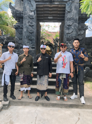 Putra Asal Nusa Penida I Made Subagio, Kantor Hukum Gusti Dalem Pering Law Firm & Partner, Tim Hukum Paket Astaguna