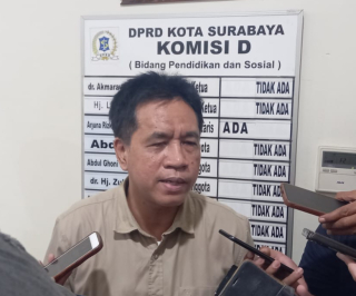 Imam Syafi'i kritik Raperda Perlindungan dan Pengelolaan Lingkungan Hidup (RPPLH) Pemkot Surabaya.