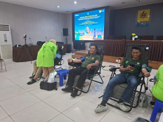PLN Icon Plus dan PLN UIP JBTB Gelar Apel Dan Donor Darah Dalam Rangka Peringatan Bulan K3 Nasional 2025