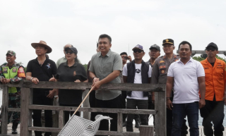 Wabup Ipat Buka Lomba Perahu Layar di Teluk Gilimanuk