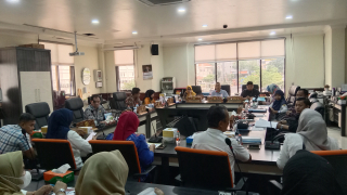 Komisi D DPRD surabaya : Harapkan Penyelesaian yang Bijak Kasus Bullying di SDN Gading 4 Surabaya.