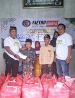 Ramadan Penuh Berkah, Insan Pers Berbagi Takjil dan Santuni Anak Yatim