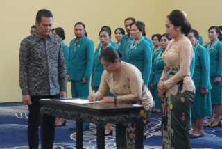 Ny.drg.Ani Setiawarini Kembang Hartawan Dikukuhkan Ketua TP PKK Jembrana