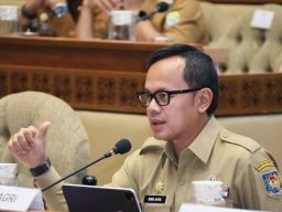 Wamendagri Bakal Panggil Lucky Hakim Terkait Liburan ke Luar Negeri Tanpa Izin