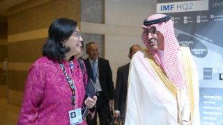 Spring Meetings 2025, Sri Mulyani dan Menkeu Arab Saudi Bahas Peran IMF dan Stabilitas Ekonomi Dunia