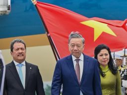 Vietnam Siap Hapus Tarif Impor Barang AS, Dua Negara Bahas Penguatan Hubungan Bilateral