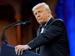 Trump Mulai Lunak Soal Perang Dagang, Ingin Segera Capai Kesepakatan dengan China