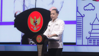 Terpilih sebagai Ketua Dewan Pengurus APEKSI, Eri Cahyadi Target Kolaborasi dan Inovasi Antar Kota