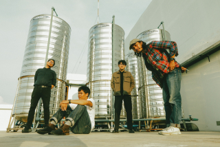 Inveigh Kembali dengan Single Baru ‘Bertahan’ Suara Jenuh Para Pekerja