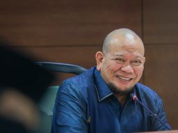 LaNyalla Dukung Tarif Cukai Golongan III Sigaret Kretek Mesin Industri Rokok Skala Kecil