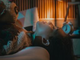 Cicilia Elsa Tumpahkan Emosi Lewat Single “Perfect Lie”