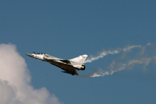 Jet Tempur Mirage 2000 Ukraina Jatuh Saat Misi Penerbangan, Pilot Selamat