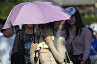 Tiongkok Peringatkan Risiko Kesehatan dan Pemadaman Listrik di Tengah Gelombang Panas Ekstrem
