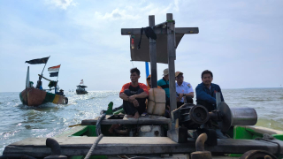 PLN UP2B Jawa Tengah dan Yogyakarta Dukung Transformasi Energi Bersih di Pesisir Demak Lewat Program Electrifying Marine