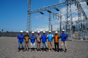 Sinergi PLN UP2B Bali dan PLTS Bali Timur Hadirkan Listrik dengan Energi Bersih untuk Masyarakat Pulau Dewata
