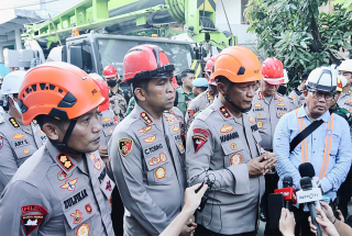 Kapolda Jatim Sebut 58 Orang Belum Ditemukan pada Reruntuhan Musala Pondok Al Khoziny