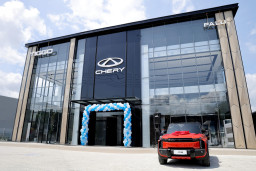 Perkuat Ekspansi ke Indonesia Timur, Chery Resmikan Dealer Pertama di Palu