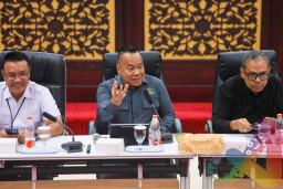 Surabaya Jadi Pilot Project Nasional, DPRD Desak Penuntasan 239 Ribu KK DTSEN Tak Ditemukan