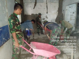 TMMD Depok H+6: Bedah Rumah Warga Berjalan Lancar