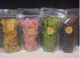 Dari Iseng Jadi Sukses: Bu Anis, Pengusaha Keripik Pisang dengan Empat Varian Rasa Favorit Semua Kalangan