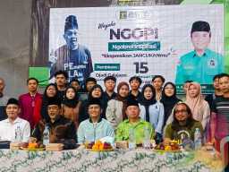 Lewat Ngobrol Inspirasi,Agus Mashuri Bangun Solidaritas Dan Nalar Kritis Pemuda Pakal