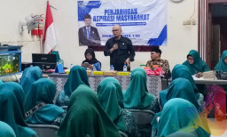 Serap Aspirasi Warga Wonokusumo, Bang Udin Sosialisasikan Raperda Rumah Hunian Layak