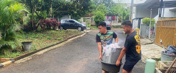 Lingkungan Lebih Bersih, Satgas TMMD Depok Gelar Kerja Bakti Bersama Warga