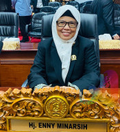 Enny Minarsih:Tanpa APBD, Job Fair Industrial & Labour, Efektif Tekan Pengangguran di Surabaya