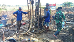 Pengeboran Terakhir di Titik 5, Satgas TMMD Reguler 128 Dekat Dengan Lokasi Warga