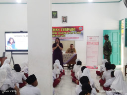 Bangun Karakter Sejak Dini, Astuty Foundation Bersama Kodim Pati Gelar Sosialisasi Anti Bullying di TMMD 128