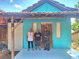 Dan SSK TMMD 128 Mengunjungi RTLH Rumah Ibu Sarmini Yang Mencapai 100%