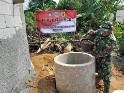 Harapan Baru Ibu Sarmini, Program TMMD Hadirkan Fasilitas MCK Layak di Desa Godo