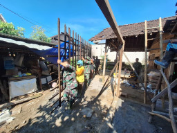 Rasa Syukur Bu Sarmini di Balik Pembangunan Rumah TMMD