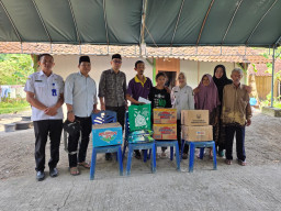 Gus Fahim Kunjungi Keluarga Almarhumah di Kabupaten Blora, Tawarkan Pendidikan Gratis di Ponpes Khozinatul Ulum