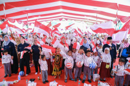 Peringati Hari Anak Nasional, Khofifah: Lindungi Anak Hari Ini, Wujudkan Generasi Emas Indonesia 2045