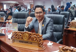 DPRD Surabaya Ingatkan Pemkot Aturan Izin Suami ASN Berpotensi Diskriminatif