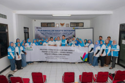 TJSL PLN UP2B Jawa Barat Dorong Ekonomi Sirkular melalui Program Circular Waste Initiative di Desa Cangkuang Wetan