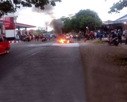 Akibat Tabrakan Maut di Gowa Sulsel, 2 Motor Terbakar dan 1 Korban Tewas di Tempat