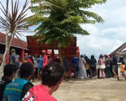 Ditemukan Mayat Bayi di Bawah Kapal LCT, Hilir Muara, Kotabaru