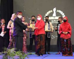 Raih "Madura Awards" Hajah Mimin Dapat Ucapan dari Ketua TP. PKK Desa Bira Timur 