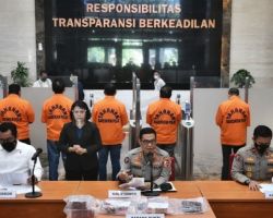 Bupati Nganjuk Novi Rahman Hidayat Resmi Ditahan Atas Kasus Jual Beli Jabatan 