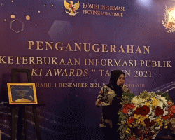 Pemkab Bojonegoro Terima "KI Award" Kategori Tertinggi