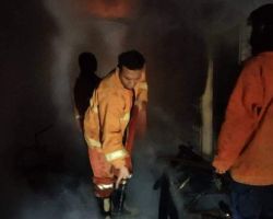 Karena Arus Pendek, 2 Unit Rumah di Jember Terbakar, 3 Korban Mengalami Luka