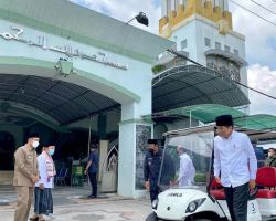 Tiba di Ngawi, Presiden Tunaikan Salat Jumat di Masjid Agung Baiturrahman