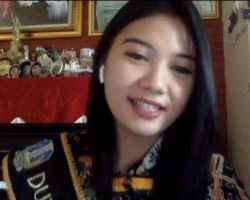 Nulis Puisi, Duta Baca Jatim Ajak Generasi Muda Jadi Agen Perubahan Lawan Covid - 19