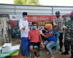 Saat Masyarakat Antusias, Vaksin di Banyuates Sampang Menipis