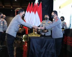 Pesan Kapolri, Biasakan Berbuat Baik dan Pertahankan Pengendalian Covid